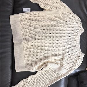 Old Navy Women's Cream Knit Sweater